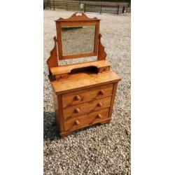 562 a, antiek grenenhouten ladekastje/commode te koop
