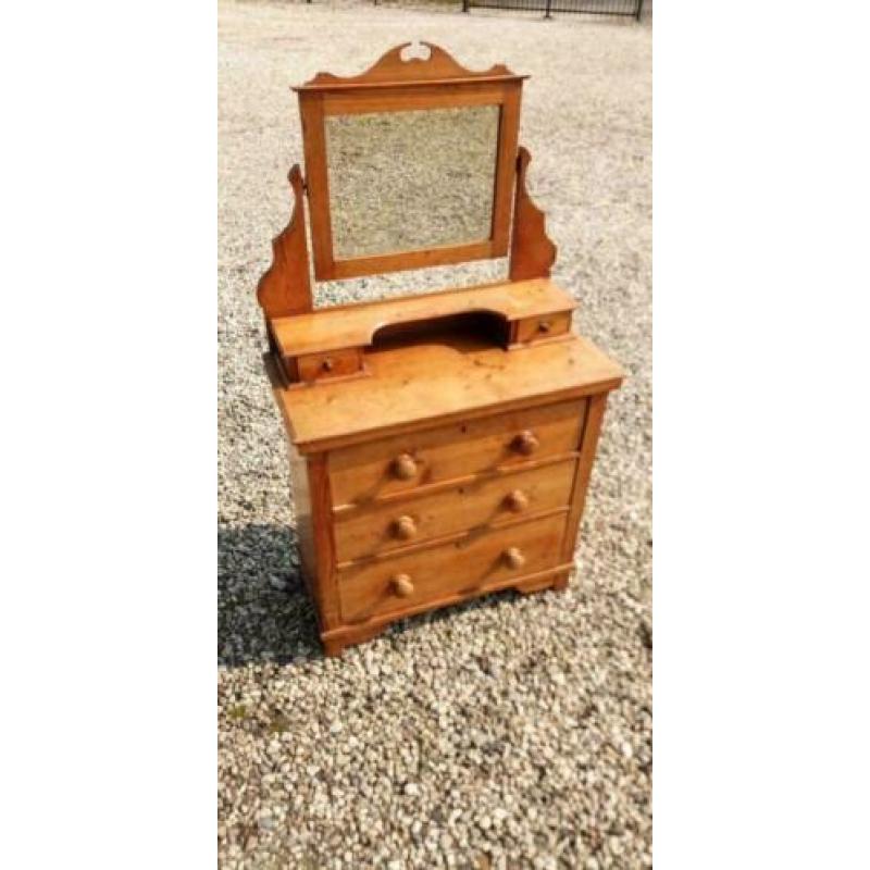 562 a, antiek grenenhouten ladekastje/commode te koop