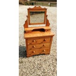 562 a, antiek grenenhouten ladekastje/commode te koop