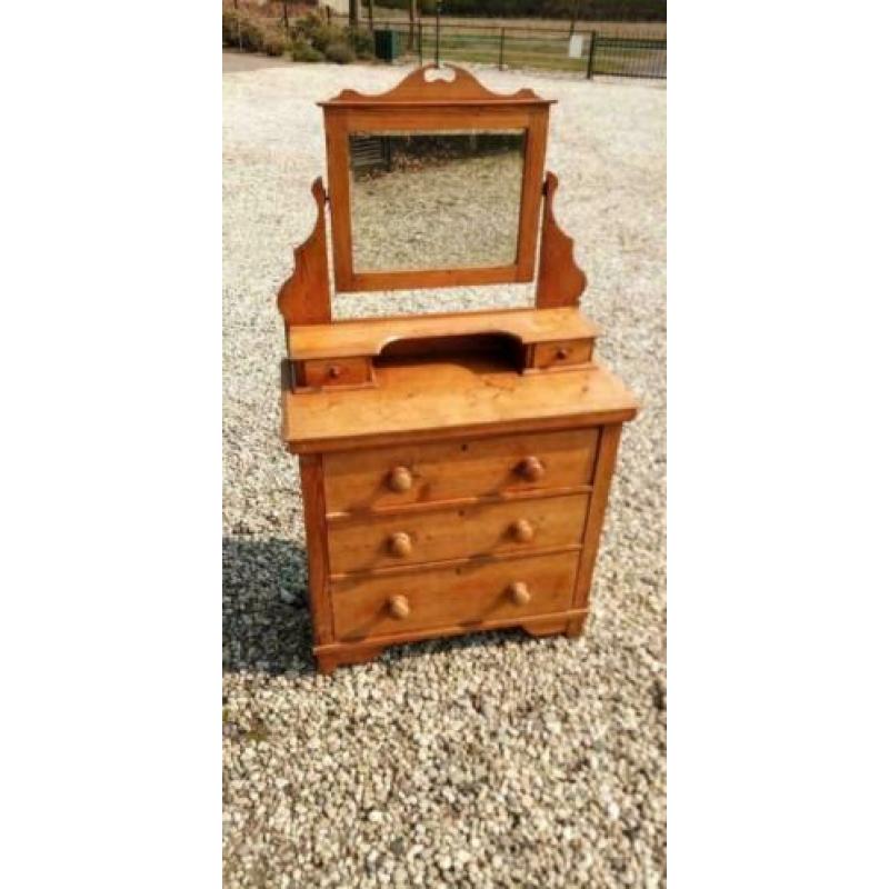 562 a, antiek grenenhouten ladekastje/commode te koop
