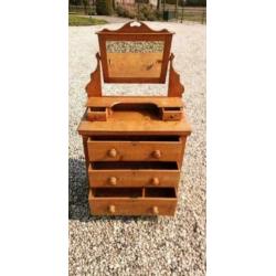 562 a, antiek grenenhouten ladekastje/commode te koop