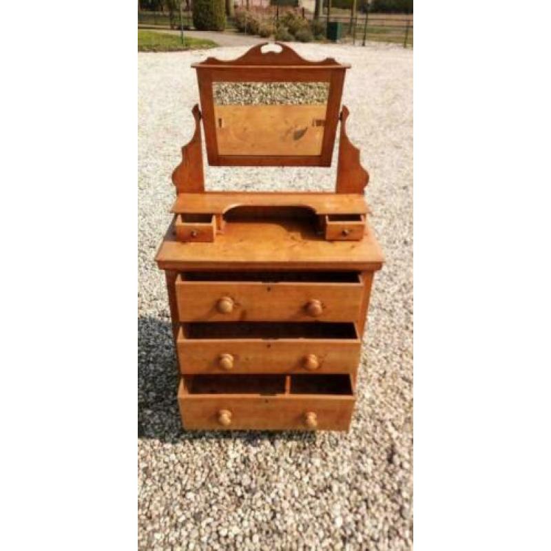 562 a, antiek grenenhouten ladekastje/commode te koop