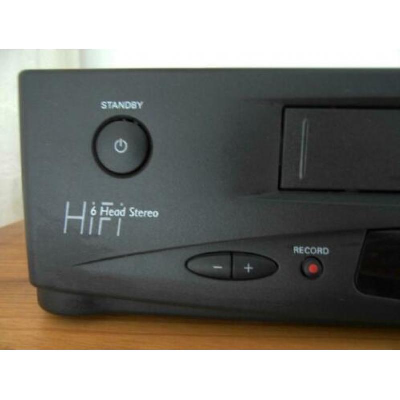 Philips Videorecorder/speler VR675