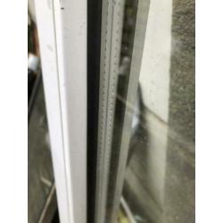Kuststof raam met dubbel glas