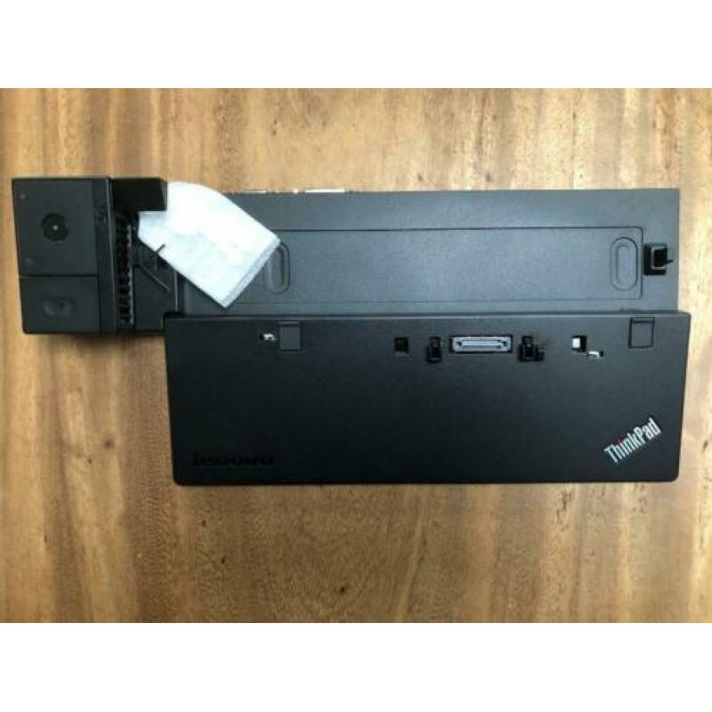 Nieuw!!! Docking station Thinkpad Pro Dock 90 W. KOOPJE!!!