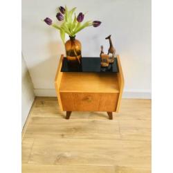 Vintage nachtkastjes jaren 60/70 retro teak hout 2 stuks set