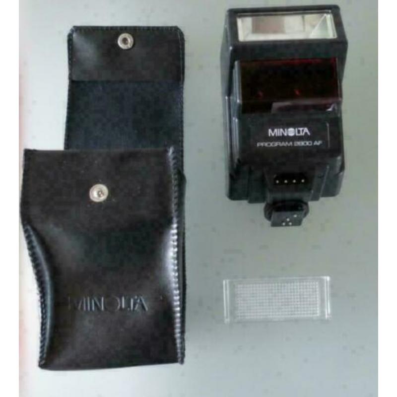 Minolta program 2800 AF met zwarte hoes etui