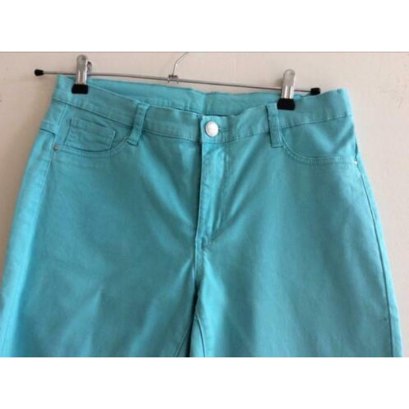 Geisha capri jeans maat L aqua kleur.