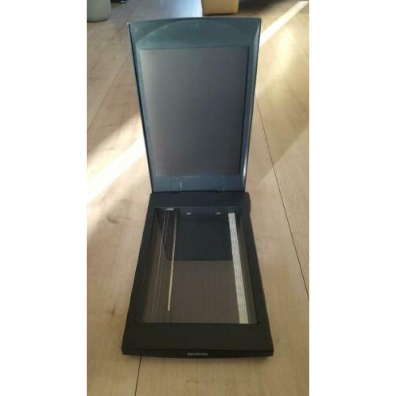 Mikrotek Phantom 336 CX scanner.