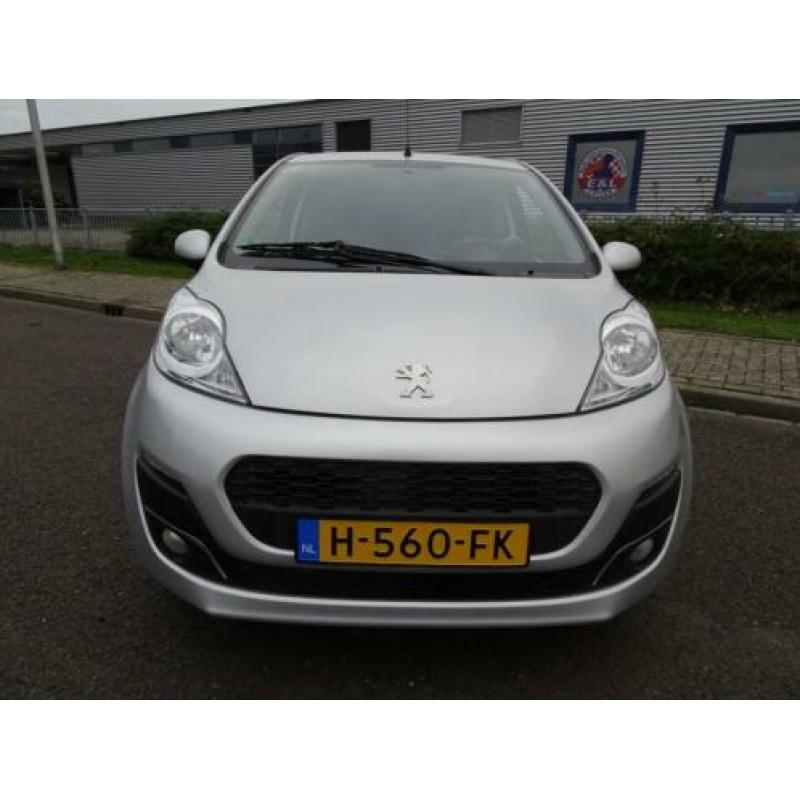 Peugeot 107 1.0 Sportium (bj 2014)