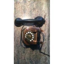 Antieke koperen telefoon