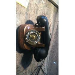 Antieke koperen telefoon
