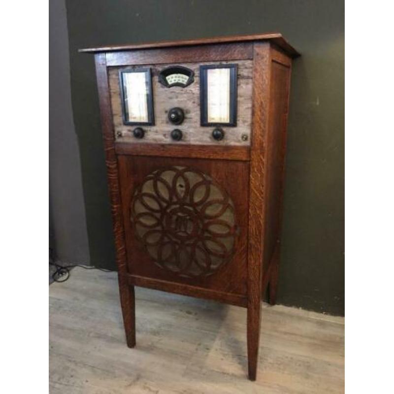 Brocante - echt Nostalgisch oud Radio-meubel!