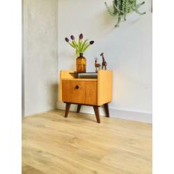 Vintage nachtkastjes jaren 60/70 retro teak hout 2 stuks set