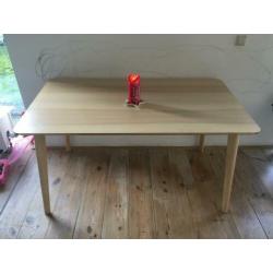 LISABO essenfineer eettafels 4 personen