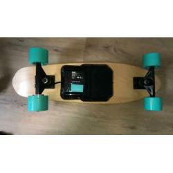 Eclectisch skateboard nikkel-x