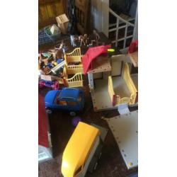 Heel veel paarden playmobil.
