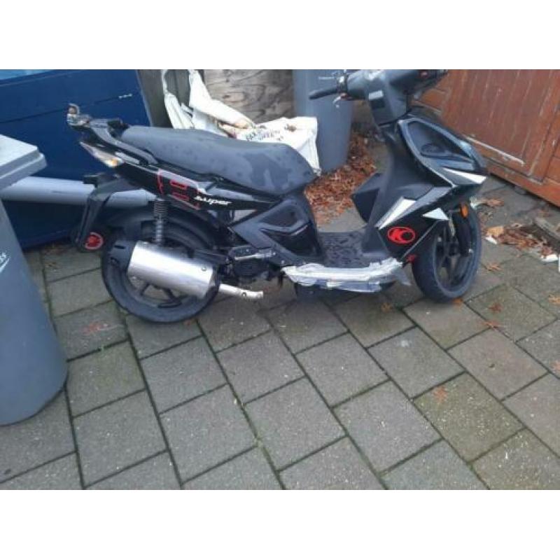 Kymco super 8