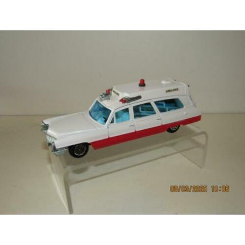 Dinky Toys 288 Cadillac Superior Ambulance mint met ovp