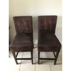 2 st barstoelen