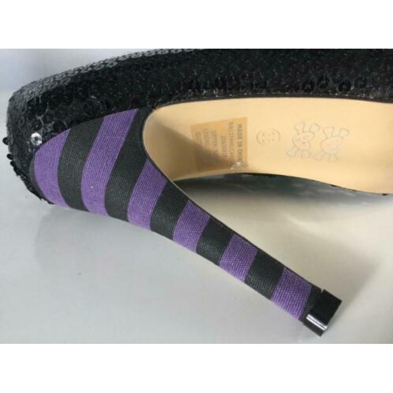 Burlesque Gothic Alice in wonderlands pump Iron fist 38