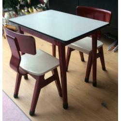 Vintage schoolbureau / kindertafel / schoolset / schooltafel