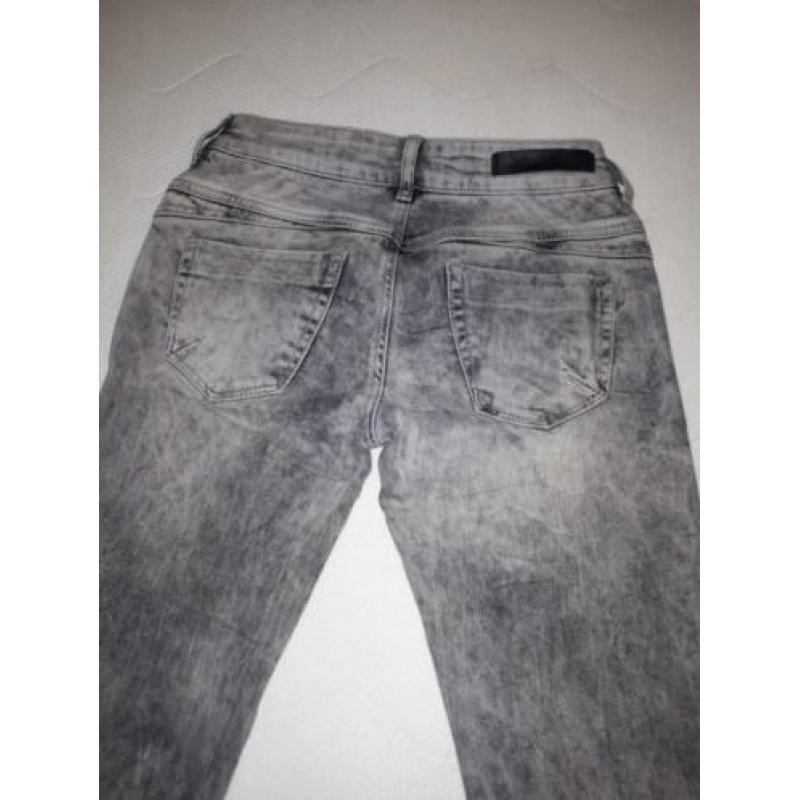 nieuwe grijs gevlekte jeans maat 36