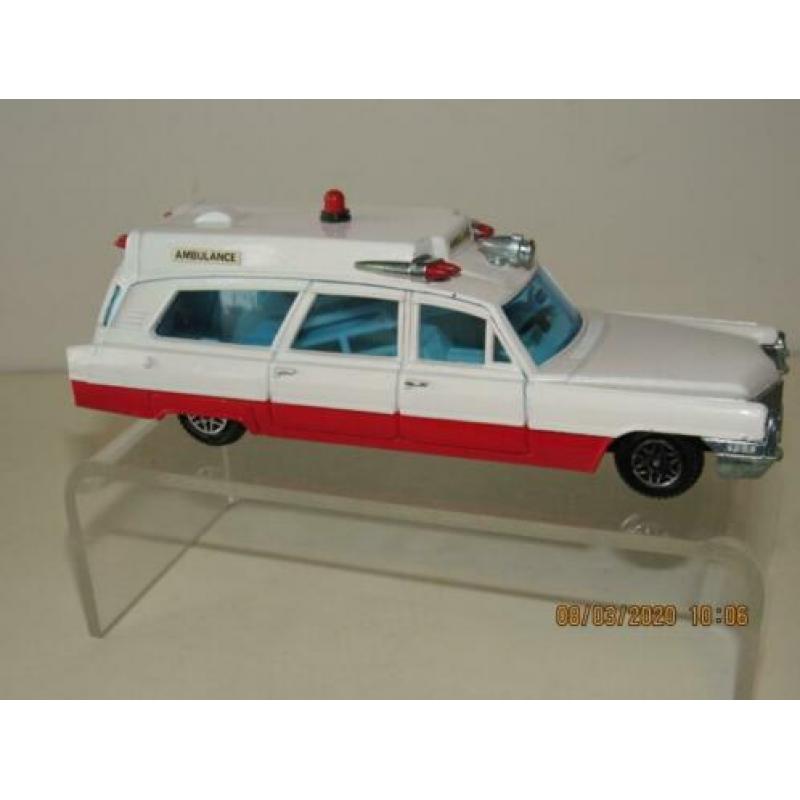 Dinky Toys 288 Cadillac Superior Ambulance mint met ovp