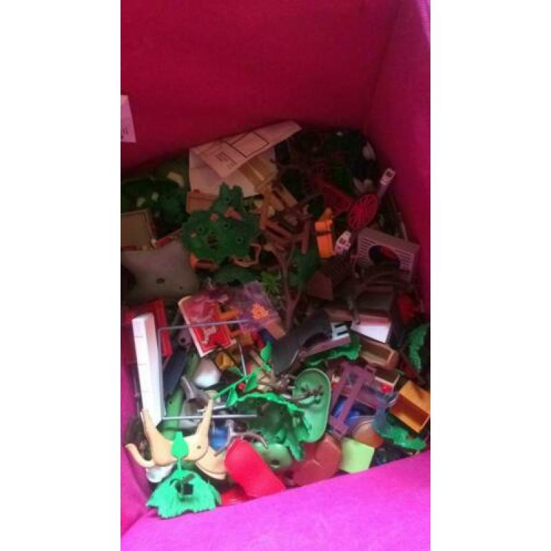 Heel veel paarden playmobil.