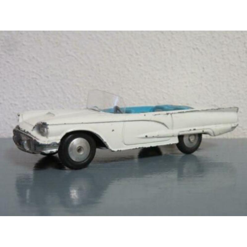 corgi ford thunderbird