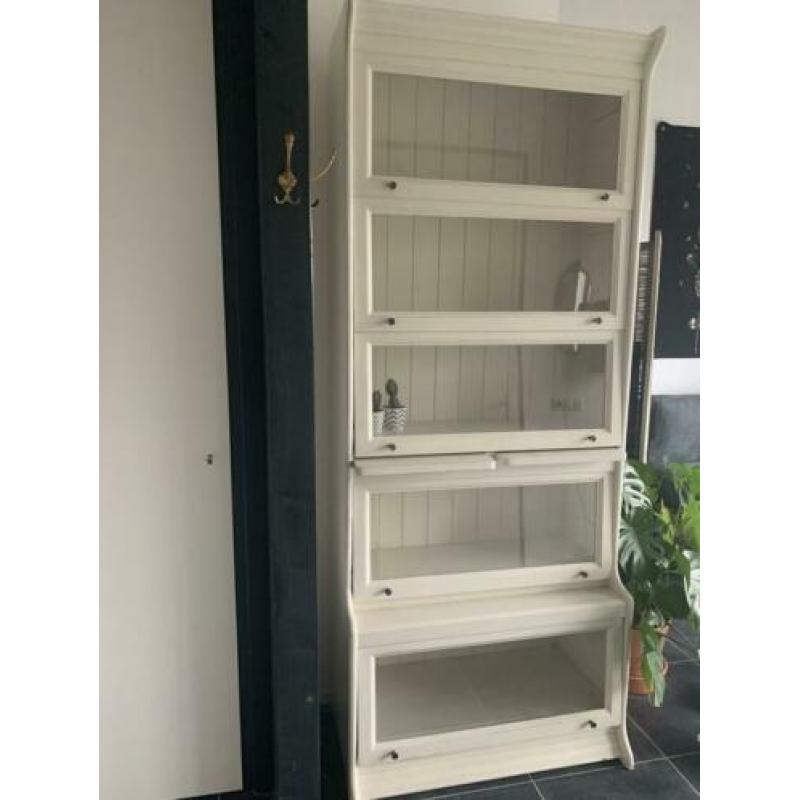 Prachtige vitrine kast 195x100