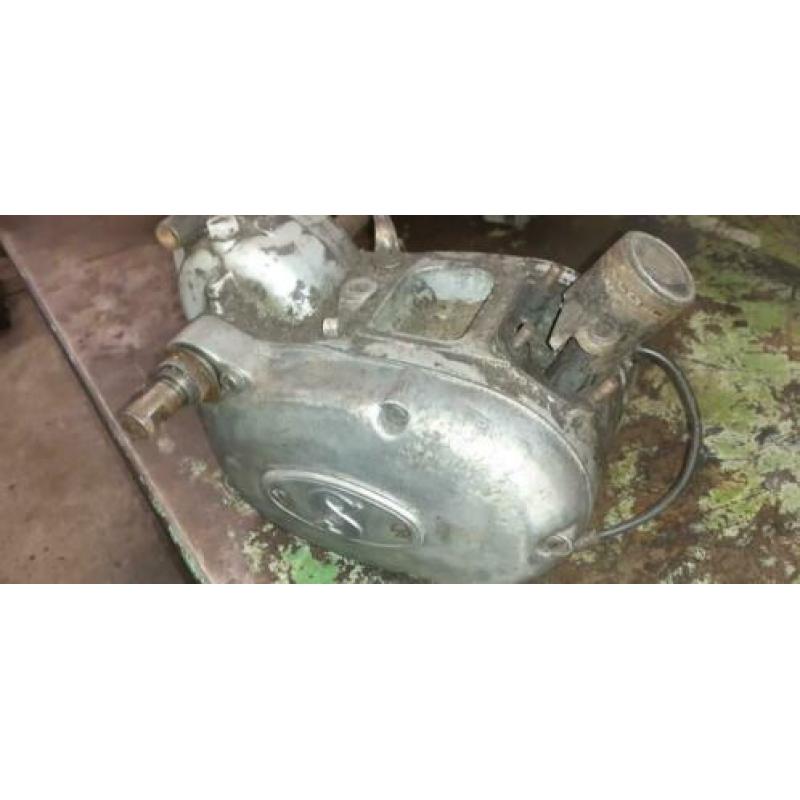 Sachs blok 2 hand