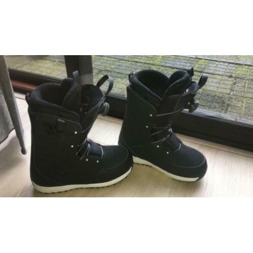 Salomon Ivy Boa SJ Maat 40/ UK 6.5 (Canada Goose Woolrich)