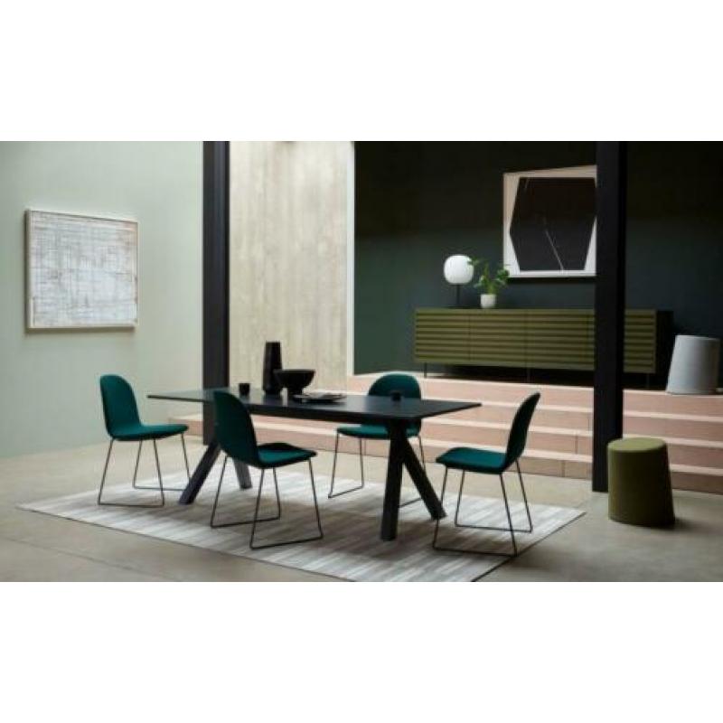 69 x kantinestoelen, kantoorstoelen, vergaderstoelen. 12