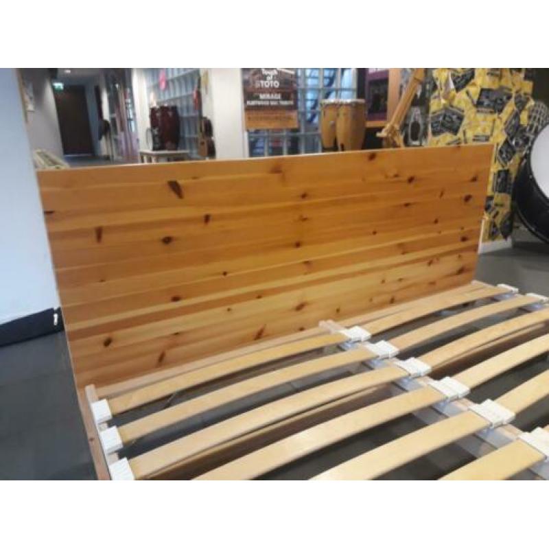 Tweepersoons bed