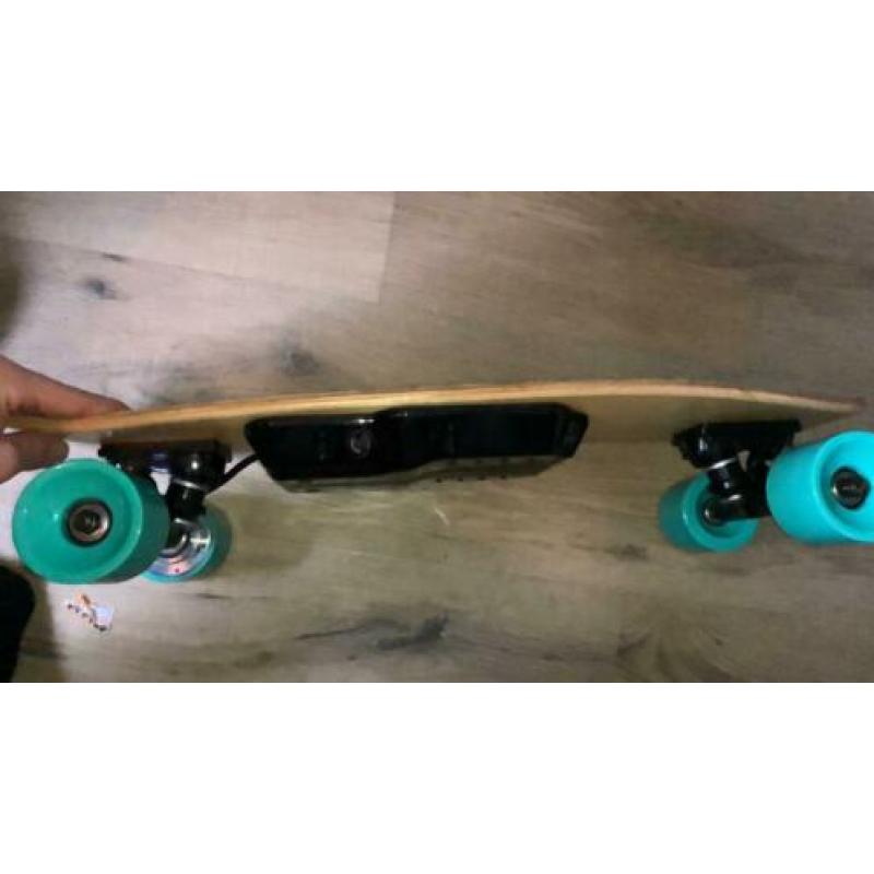 Eclectisch skateboard nikkel-x