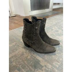Sendra Maat 39