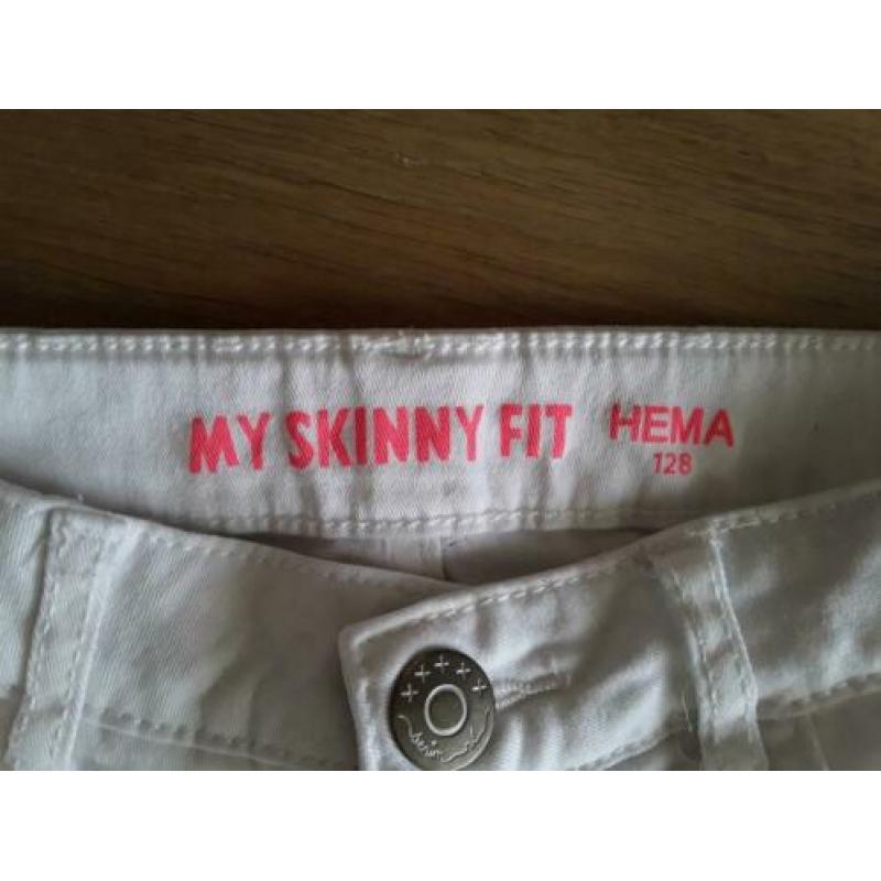 Nieuwe skinny jeans wit maat 128