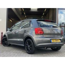 Volkswagen Polo 1.6 TDI Highline /PANO/CLIMA/NAVI/XENON/PDC/