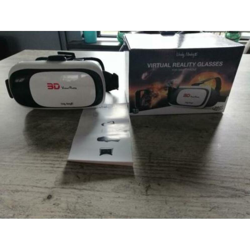 3D Virtual reality glasses for smartphone