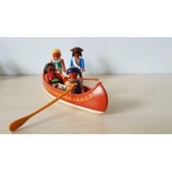 Playmobil kano met 4 poppetjes