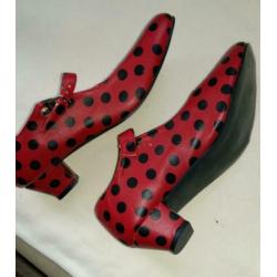 Yoremy Schoenen Met Hakje Rood/ Zwart 39