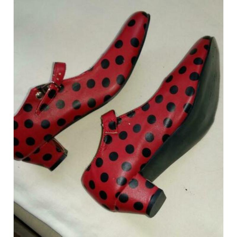 Yoremy Schoenen Met Hakje Rood/ Zwart 39