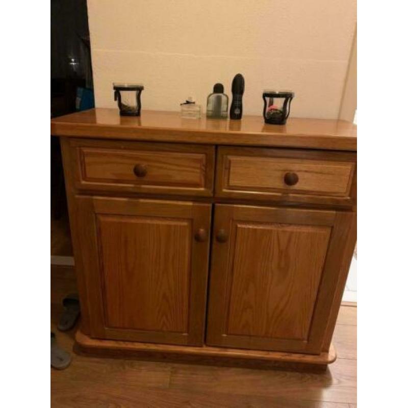Dressoir en kastjee salontafel
