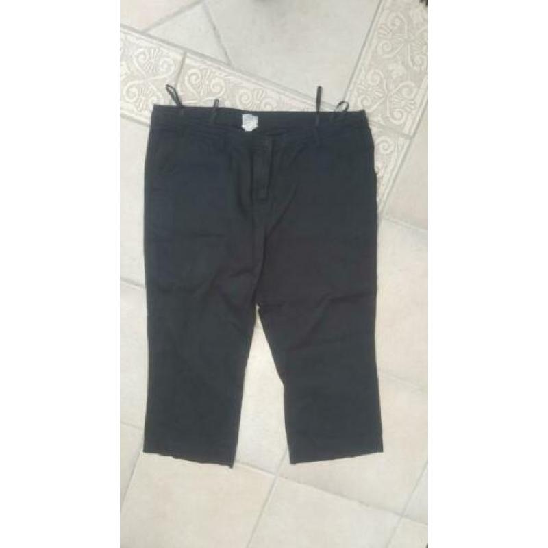 Zwarte broek maat 42