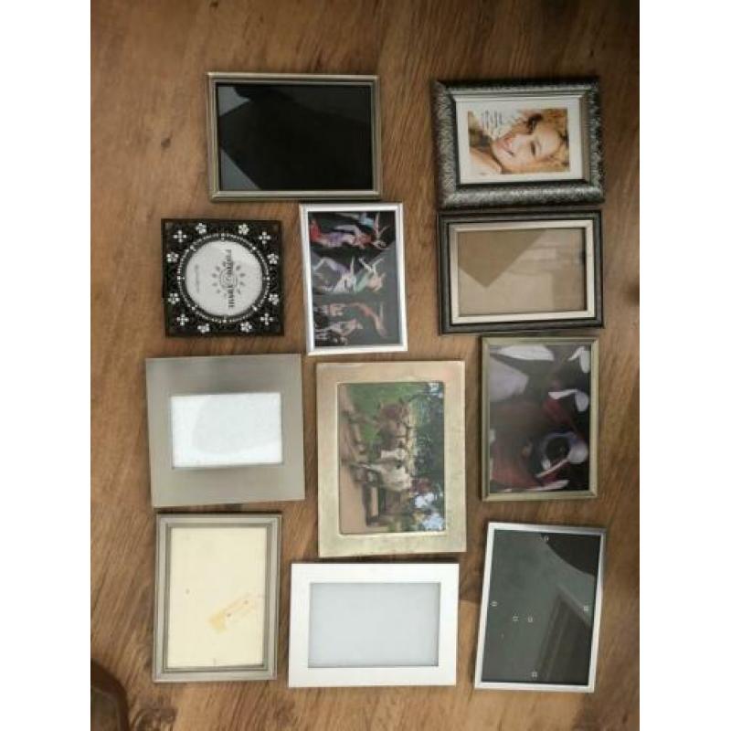 Diverse fotolijsten aangeboden