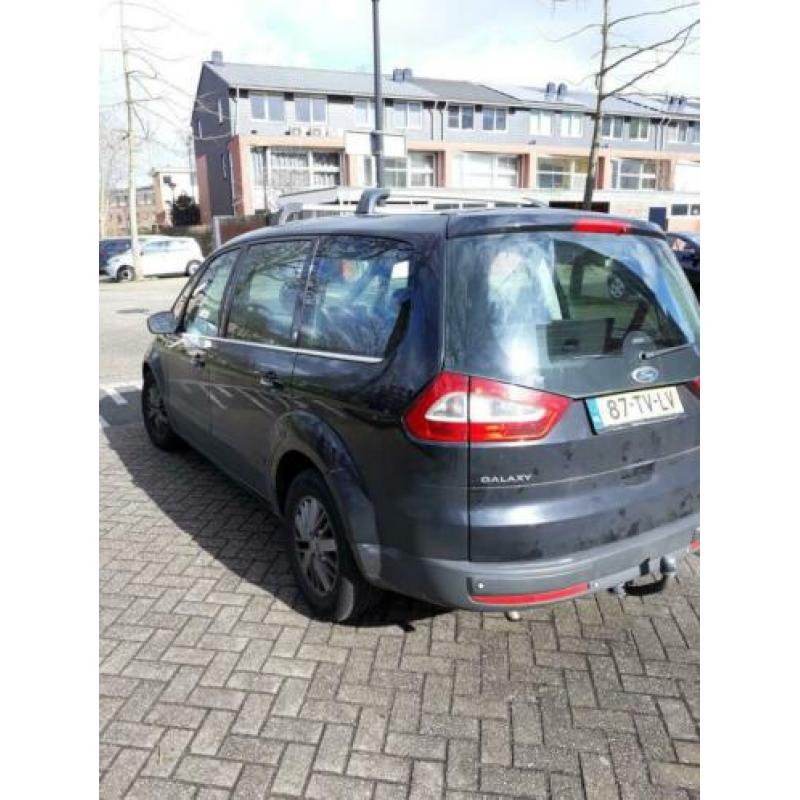 Ford Galaxy 2.0 16V 107KW 2007 Zwart