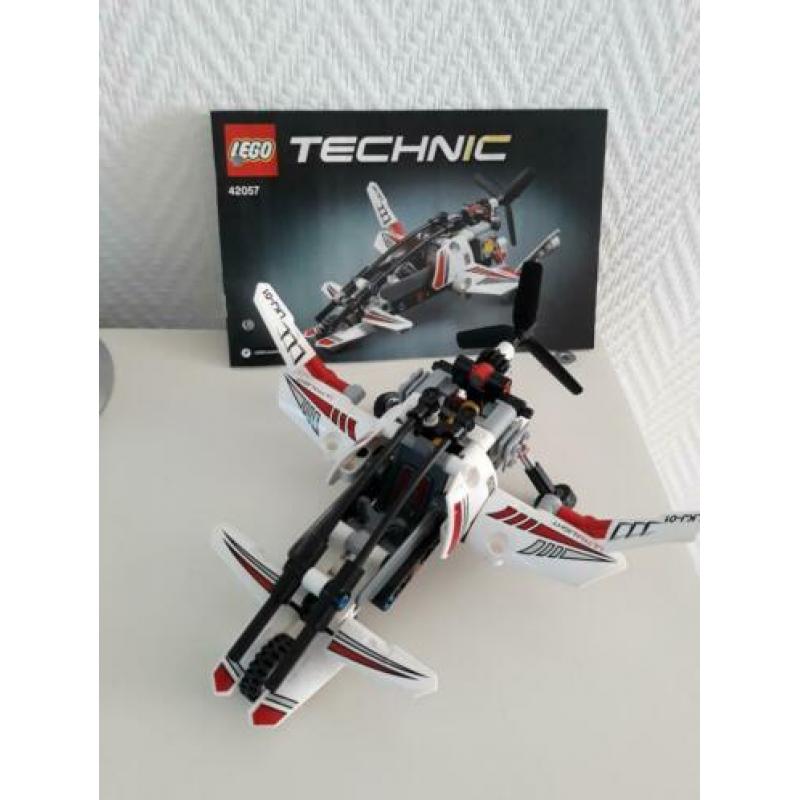 Vliegtuig Lego technic 42057