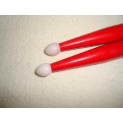 Dimavery DDS-5A esdoorn drumstokken, rood of zwart (nieuw)