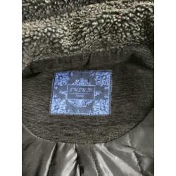 Mooie gewatteerde design winterjas, maat 38-40